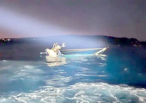 Marudhar Ka Tehlka | किलर व्हेल्स ने 1 करोड़ की याट समुद्र में डुबाई:चारों तरफ...