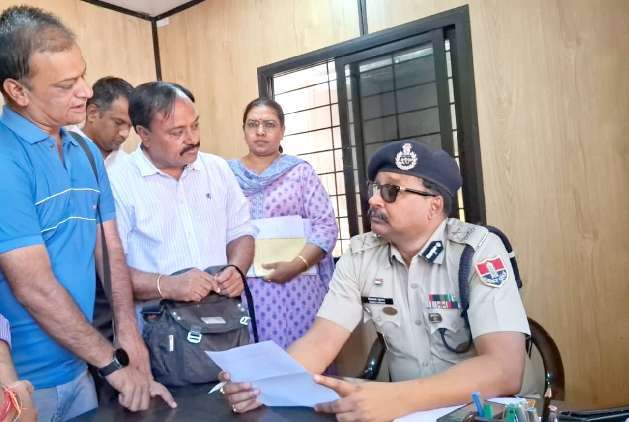 Marudhar Ka Tehlka | फर्जी पत्रकारों के खिलाफ कार्रवाई के लिए आईजी को ज्ञापन ...