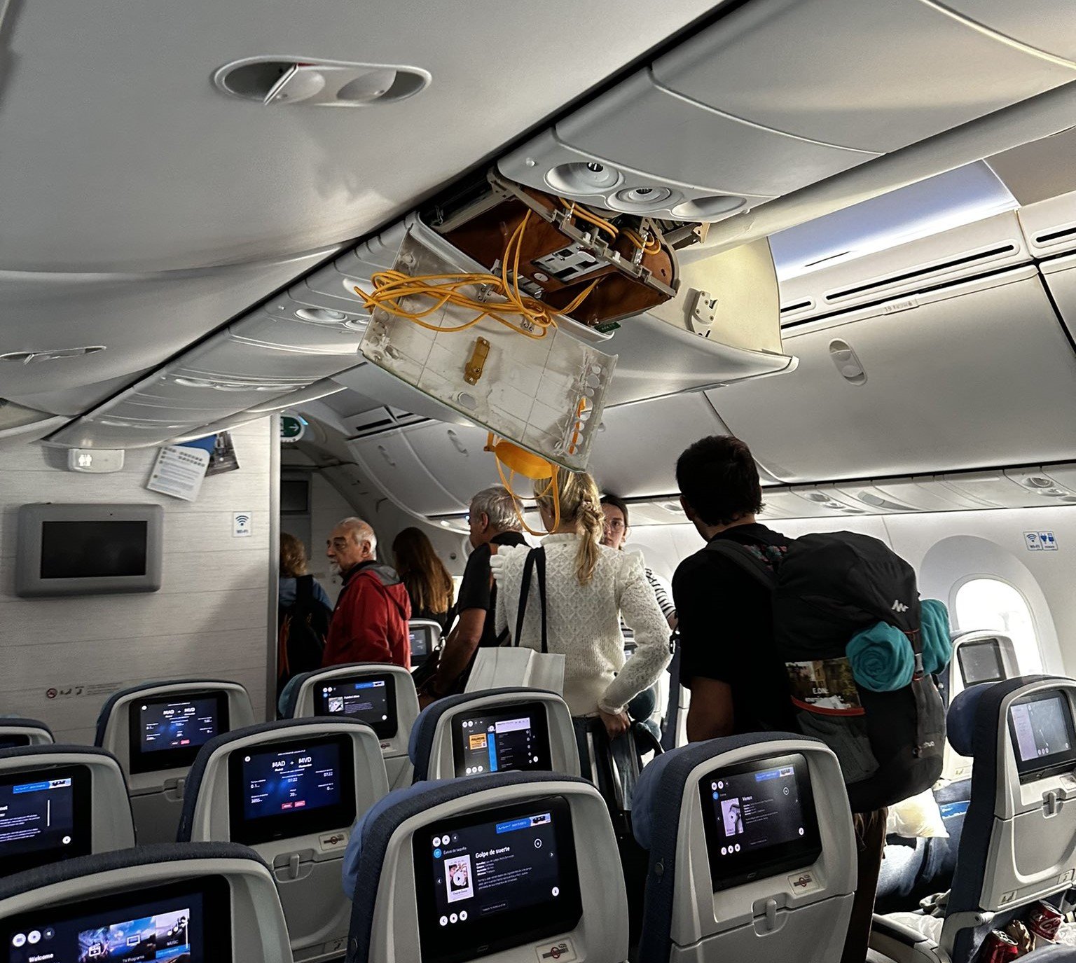 Marudhar Ka Tehlka | एयर यूरोपा का प्लेन टर्बुलेंस में फंसा, 30 घायल